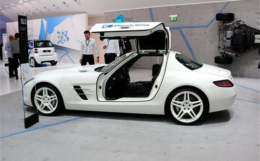 奔驰SLS AMG Coupé Electric Drive外观高清大图