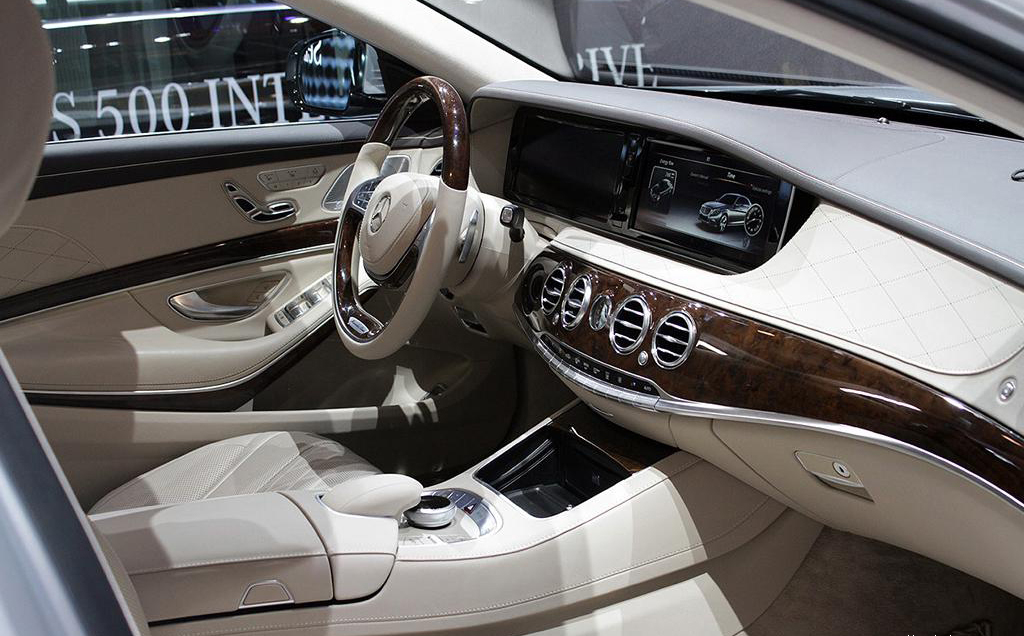 奔驰S500 PLUG-IN HYBRID内饰高清大图