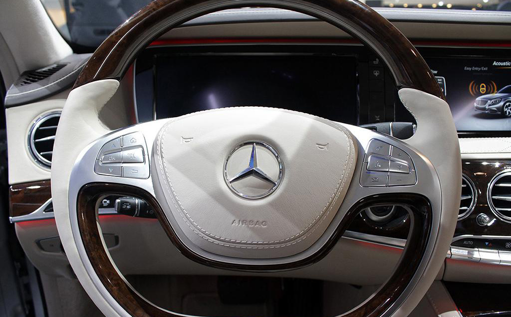 奔驰S500 PLUG-IN HYBRID内饰高清大图