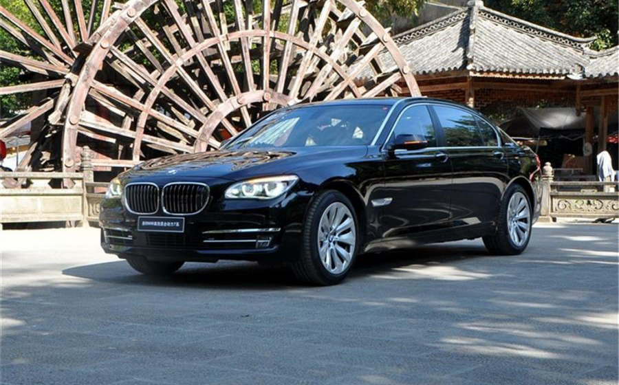 宝马740Li hybrid外观高清大图