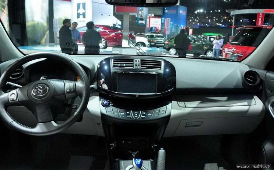 丰田RAV4 EV内饰高清大图