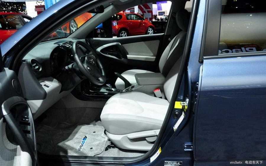 丰田RAV4 EV内饰高清大图