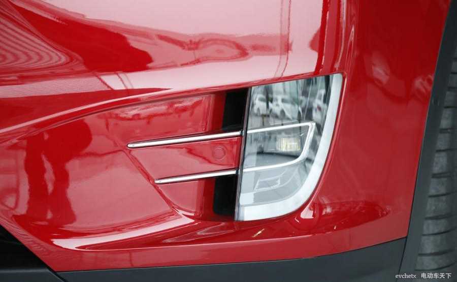 MODEL X 90D其他高清大图