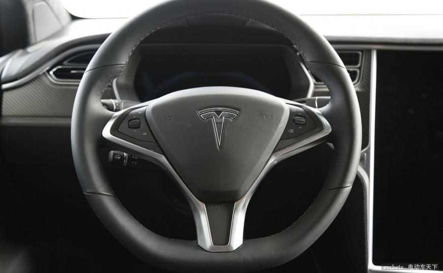 MODEL X 90D内饰高清大图