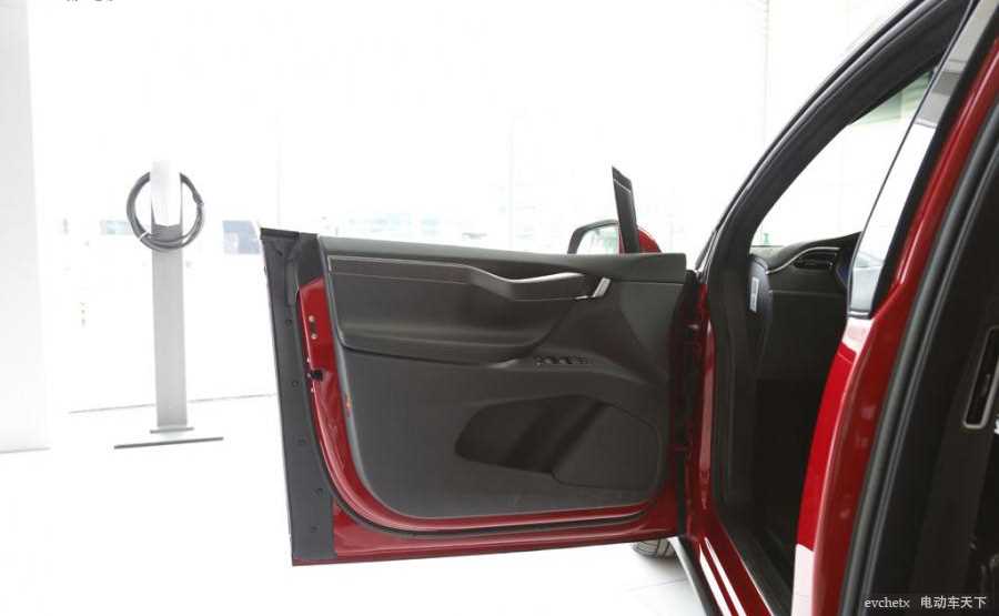 MODEL X 90D座椅高清大图