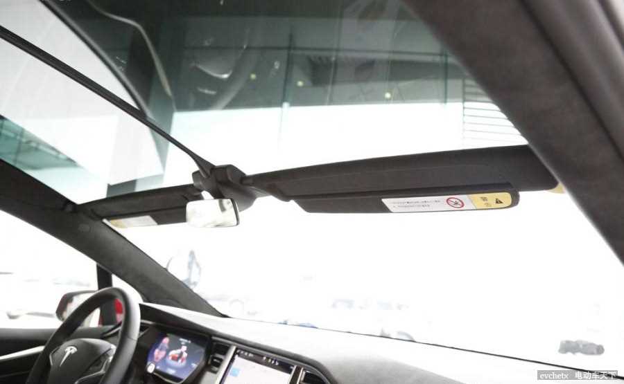 MODEL X 90D内饰高清大图