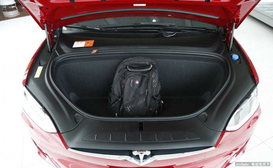 MODEL X 90D其他高清大图