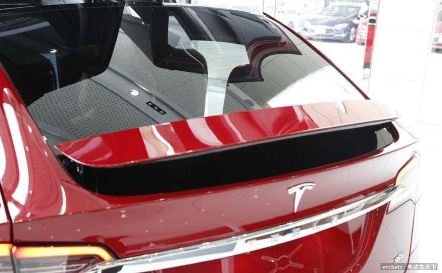 MODEL X 90D其他高清大图