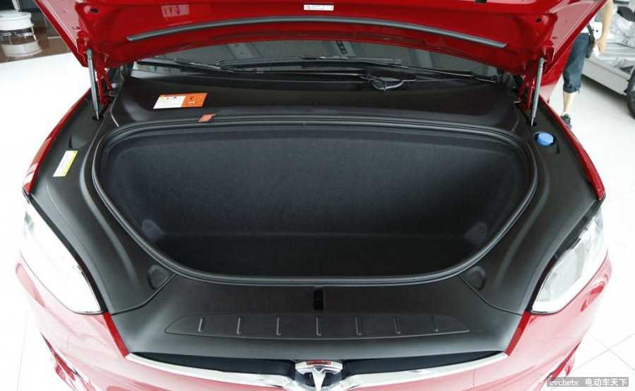 MODEL X 90D其他高清大图
