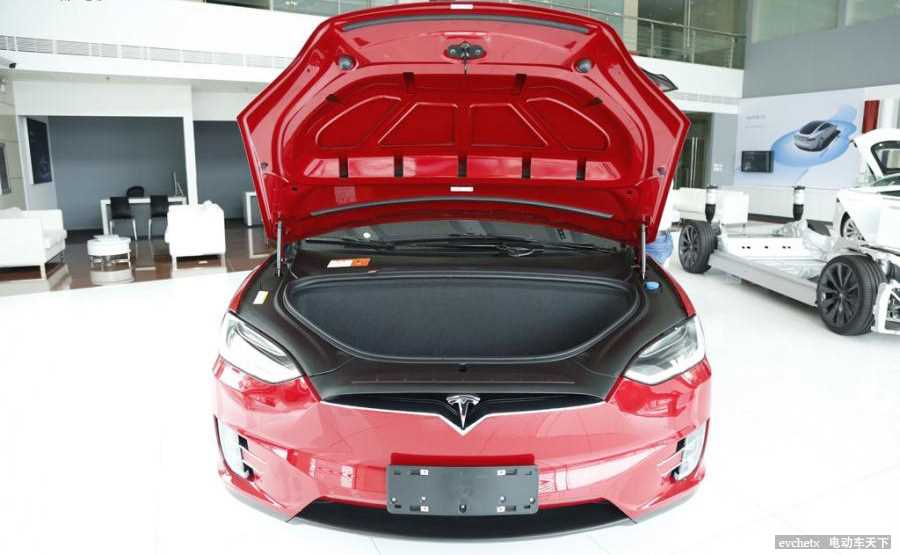 MODEL X 90D其他高清大图