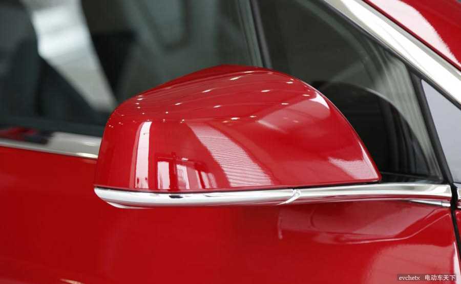 MODEL X 90D其他高清大图