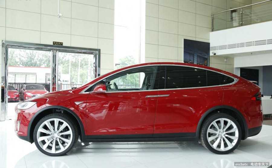 MODEL X 90D外观高清大图